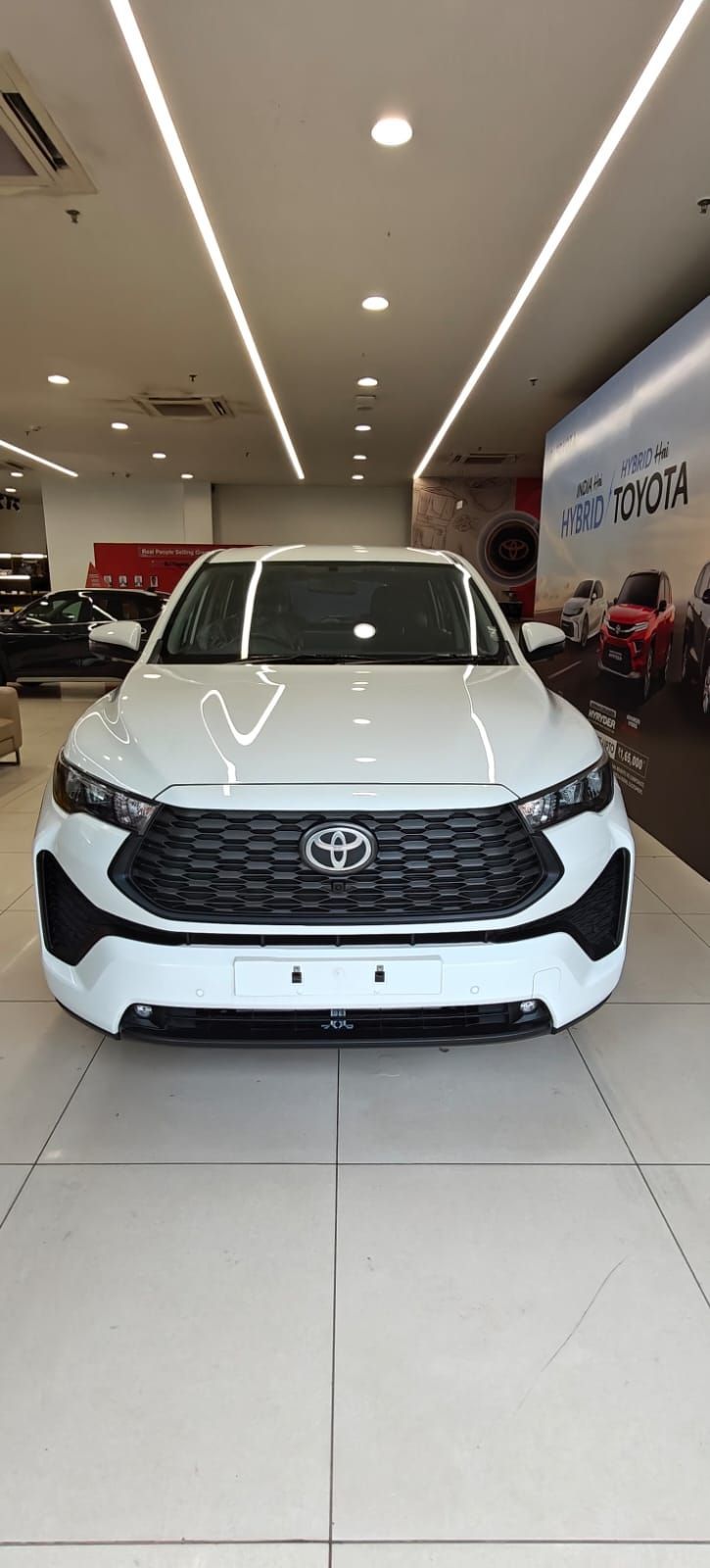 Toyota Innova Crysta MUV, the standard Indian corporate group vehicle