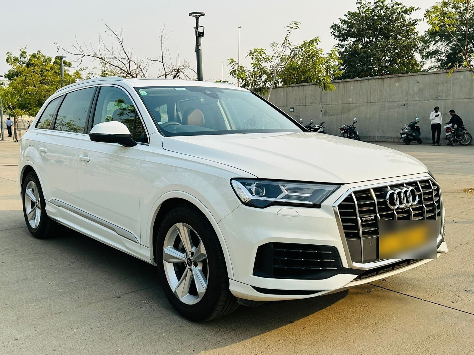 Audi Q7